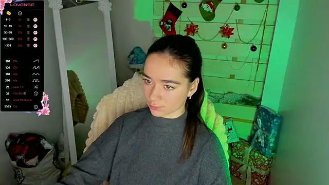 Snapshot of Bella_XO chatting on December 1, 2025, 7:20 am Bella XO online show from December 1, 2025, 7:20 am