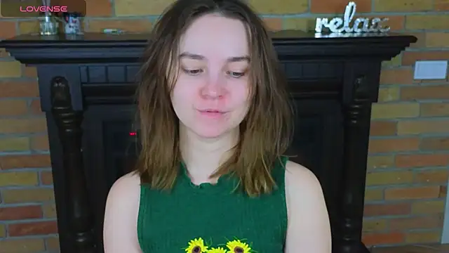 Ellie Sunset online show from March 20, 2026, 10:49 am