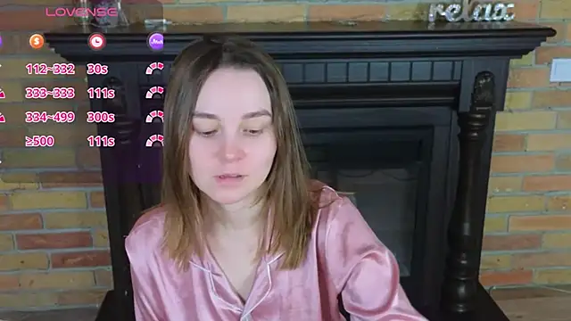 Ellie Sunset online show from April 29, 2026, 6:50 am