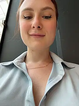 Snapshot of Dina_Tease chatting on August 4, 2026, 11:15 am Dina Tease online show from August 4, 2026, 11:15 am