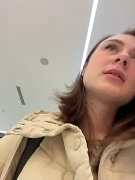 Dina Tease online show from March 4, 2026, 11:29 am