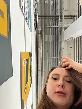 Dina Tease online show from October 8, 2025, 12:39 pm