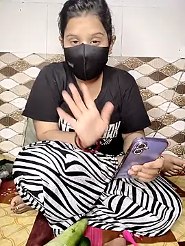 Snapshot of pihu32824 chatting on February 19, 2026, 7:55 pm pihu32824 online show from February 19, 2026, 7:55 pm