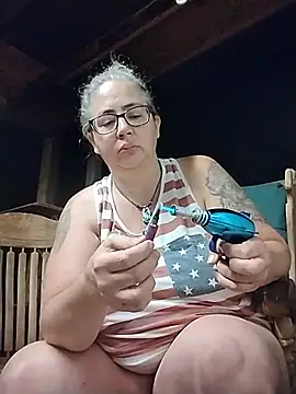 Snapshot of GraceHenderson chatting on July 28, 2026, 10:56 am GraceHenderson online show from July 28, 2026, 10:56 am