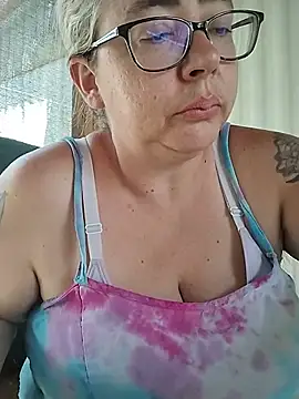 Snapshot of GraceHenderson chatting on August 6, 2026, 8:37 pm GraceHenderson online show from August 6, 2026, 8:37 pm