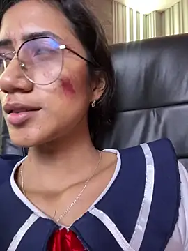 Snapshot of KaitlynLoveCam chatting on November 1, 2025, 5:47 am KaitlynLoveCam online show from November 1, 2025, 5:47 am