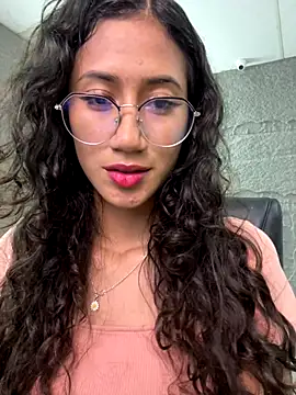 Snapshot of KaitlynLoveCam chatting on November 5, 2025, 9:40 pm KaitlynLoveCam online show from November 5, 2025, 9:40 pm