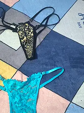 SHARAONELOVE online show from March 17, 2026, 5:10 am