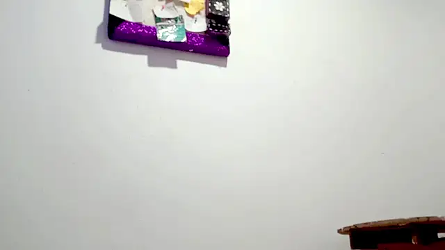 Snapshot of PetiteIvoryQueen19 chatting on February 16, 2026, 2:21 am PetiteIvoryQueen19 online show from February 16, 2026, 2:21 am