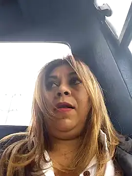 Snapshot of Laura-Hernandez chatting on March 17, 2026, 9:07 pm Laura-Hernandez online show from March 17, 2026, 9:07 pm