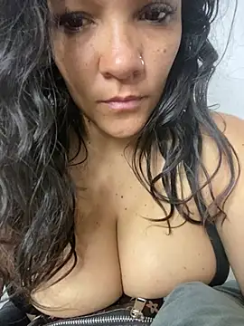 Snapshot of Stefyrossy chatting on February 19, 2026, 11:07 am Stefyrossy online show from February 19, 2026, 11:07 am