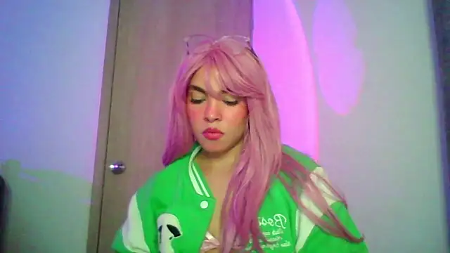 Snapshot of Kiri_Cutee chatting on November 7, 2025, 4:28 am Kiri Cutee online show from November 7, 2025, 4:28 am