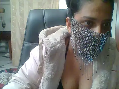 Snapshot of kamayanisingh24 chatting on January 18, 2025, 5:26 pm kamayanisingh24 online show from January 18, 2025, 5:26 pm