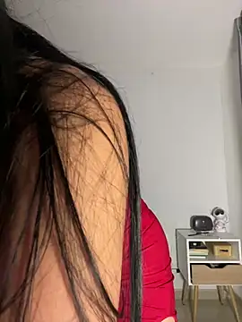 Valentina cartier online show from February 15, 2025, 5:09 am