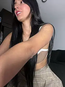 Valentina cartier online show from February 26, 2025, 3:35 am