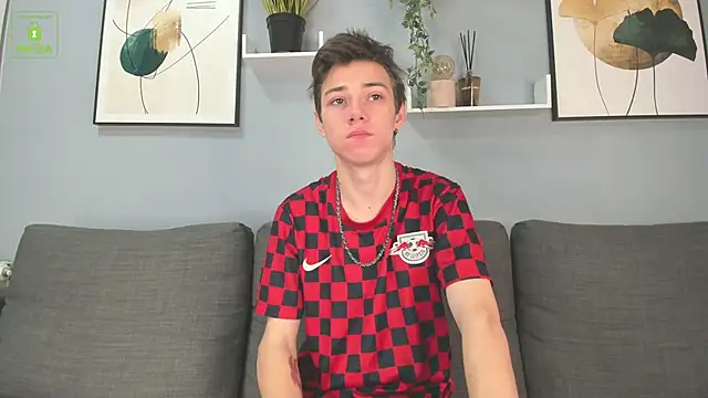 Viego Pattel online show from October 11, 2025, 4:19 pm