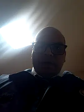 Camilo-31RI online show from June 24, 2026, 11:35 pm