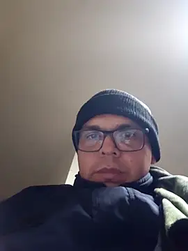 Camilo-31RI online show from May 27, 2026, 1:57 am