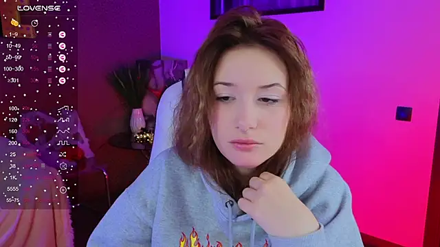 Snapshot of Eridabytrend chatting on November 15, 2025, 12:09 pm Eridabytrend online show from November 15, 2025, 12:09 pm