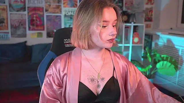 AdeleLoomis online show from March 3, 2025, 2:22 am
