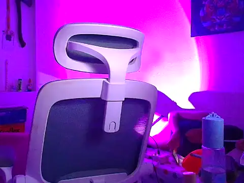 Snapshot of Sassa_69 chatting on October 24, 2025, 11:48 pm Sassa 69 online show from October 24, 2025, 11:48 pm