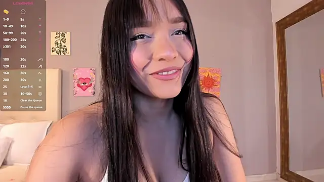 Snapshot of Maia_W10 chatting on June 30, 2026, 12:27 pm Maia W10 online show from June 30, 2026, 12:27 pm