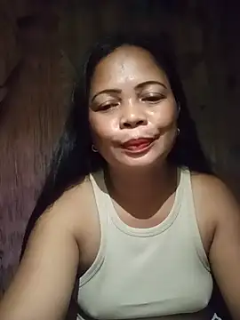 880HOT online show from August 6, 2026, 12:33 pm