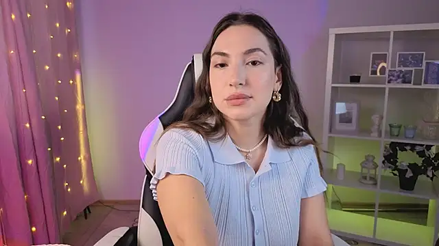 MelissaLovvv online show from July 19, 2026, 11:29 am