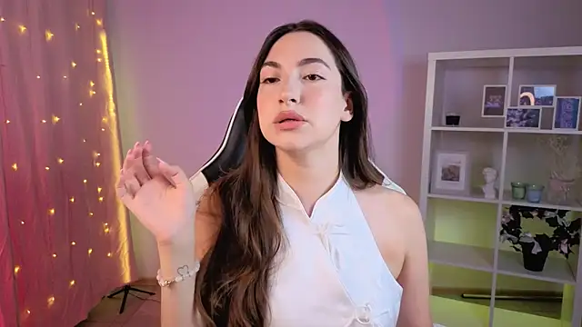 MelissaLovvv online show from June 21, 2026, 10:21 am