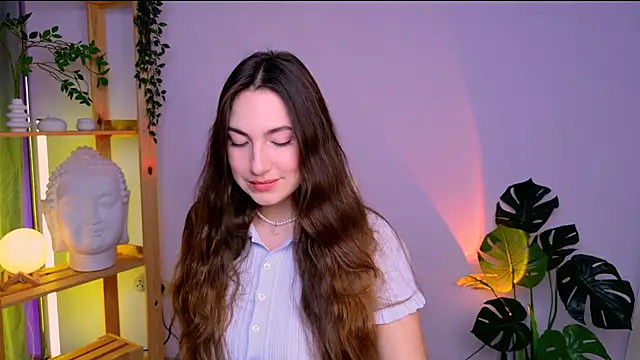 MelissaLovvv online show from July 15, 2026, 3:57 am