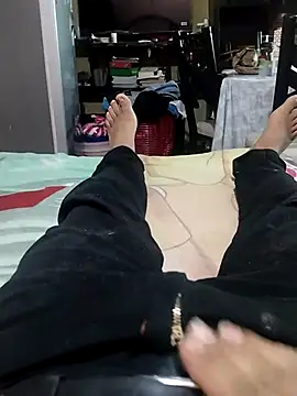 juan56900 online show from April 22, 2026, 6:47 pm