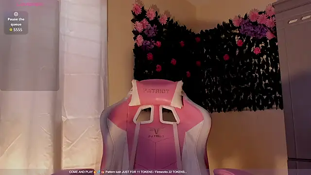 Snapshot of sweetieandjuicyy chatting on June 17, 2026, 7:13 pm sweetieandjuicyy online show from June 17, 2026, 7:13 pm