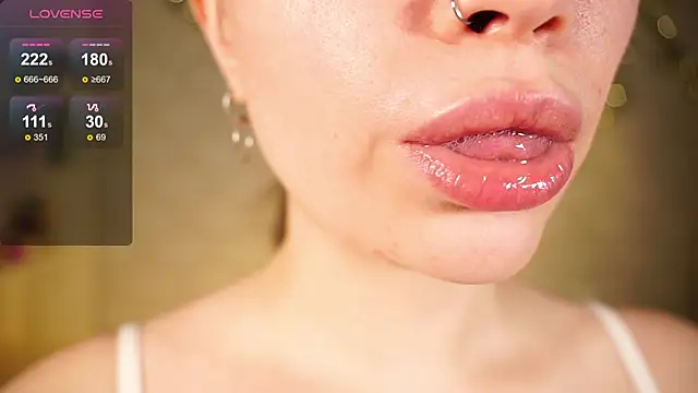 Snapshot of alma_yammy chatting on November 29, 2025, 6:08 pm alma yammy online show from November 29, 2025, 6:08 pm