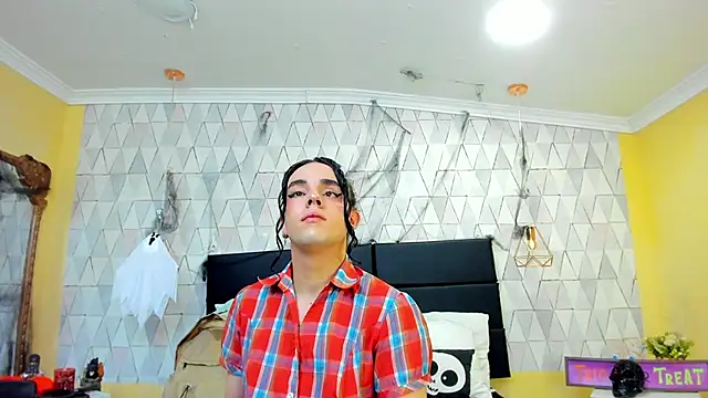 Snapshot of JustinePerry chatting on October 31, 2025, 3:47 am JustinePerry online show from October 31, 2025, 3:47 am