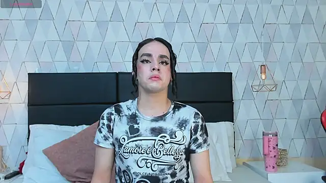 Snapshot of JustinePerry chatting on November 29, 2025, 3:06 am JustinePerry online show from November 29, 2025, 3:06 am