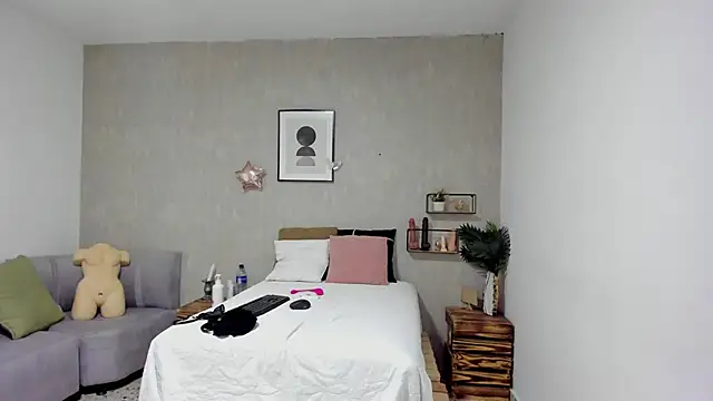 Snapshot of afrodita_martinez chatting on December 3, 2025, 7:24 pm afrodita martinez online show from December 3, 2025, 7:24 pm