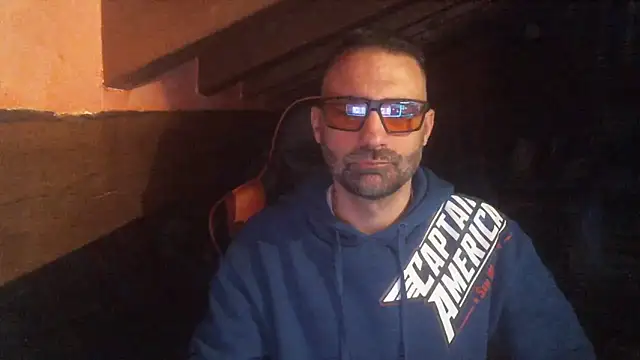 Snapshot of 6996horus chatting on March 8, 2025, 1:28 am 6996horus online show from March 8, 2025, 1:28 am