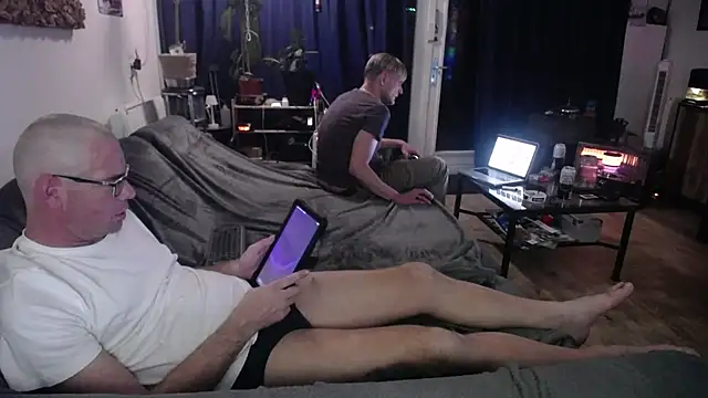 Maikel1981-NL online show from October 10, 2025, 6:20 pm