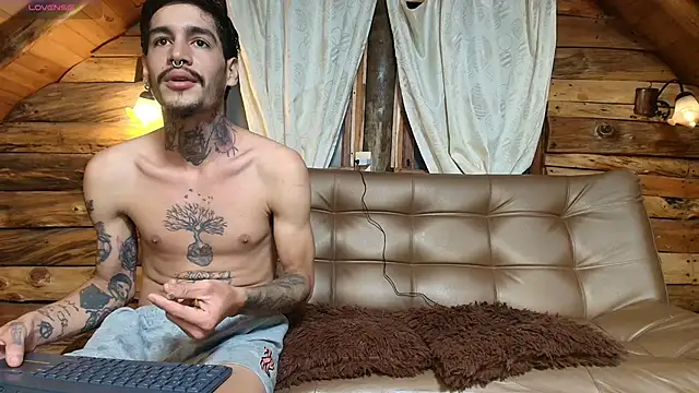 Snapshot of Laurensex4 chatting on October 30, 2025, 4:00 am Laurensex4 online show from October 30, 2025, 4:00 am