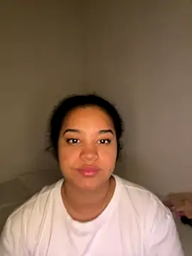 Snapshot of Lucy_wilson5 chatting on October 11, 2025, 9:21 am Lucy wilson5 online show from October 11, 2025, 9:21 am