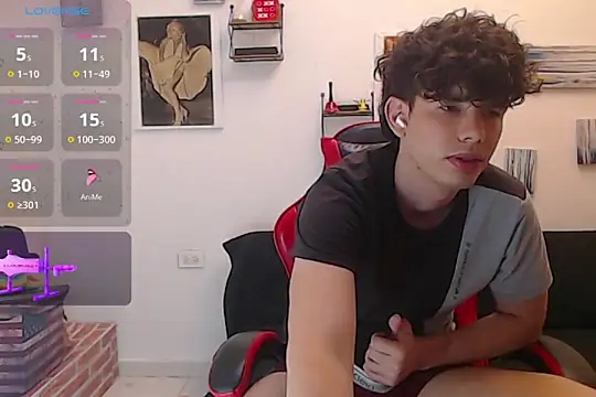 Angelo-cianuro- online show from December 13, 2025, 11:33 pm