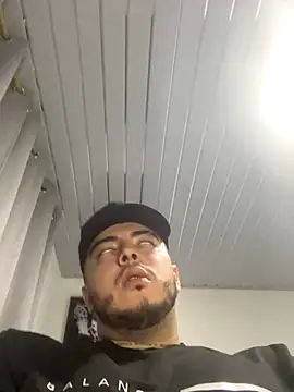 Dexter-T online show from November 9, 2025, 11:53 pm