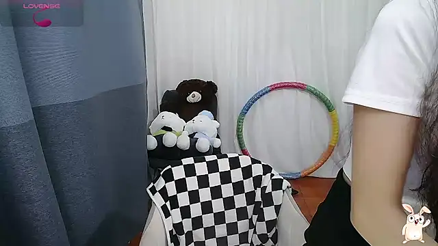 Snapshot of CN-Doudou chatting on October 11, 2025, 2:34 am CN-Doudou online show from October 11, 2025, 2:34 am