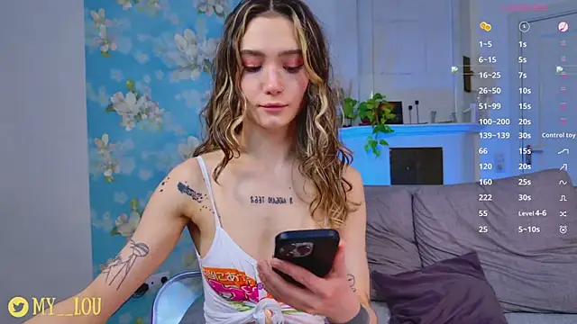 Snapshot of MyLou_ chatting on April 30, 2026, 3:19 pm MyLou online show from April 30, 2026, 3:19 pm