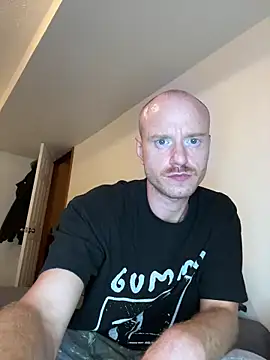 Snapshot of slam_bro chatting on October 29, 2025, 2:21 am slam bro online show from October 29, 2025, 2:21 am