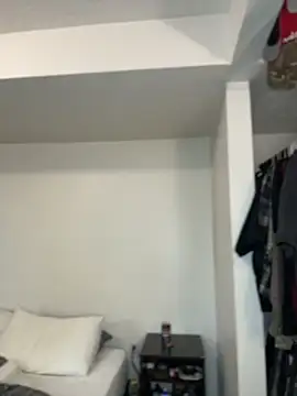 Snapshot of slam_bro chatting on November 17, 2025, 8:46 pm slam bro online show from November 17, 2025, 8:46 pm