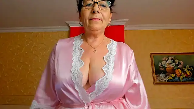 sweetangell69  online show from June 14, 2026, 3:52 am