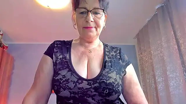 Snapshot of sweetangell69_ chatting on July 26, 2026, 3:24 am sweetangell69 online show from July 26, 2026, 3:24 am