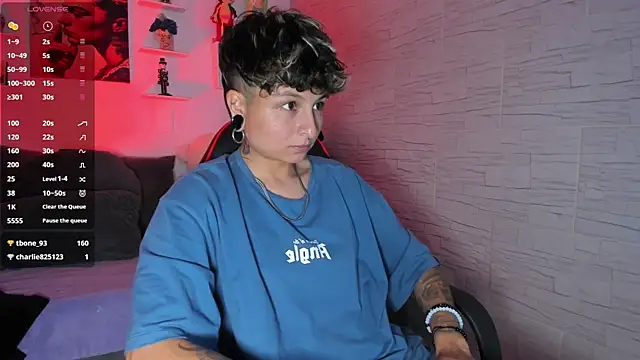 ZuryRamirez  online show from November 9, 2025, 8:57 pm