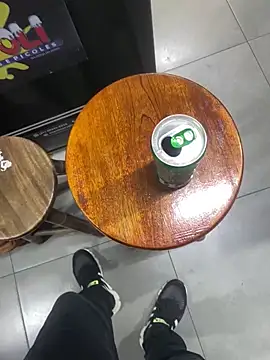 Snapshot of Hjsjsjsjjd chatting on October 16, 2025, 1:03 am Hjsjsjsjjd online show from October 16, 2025, 1:03 am